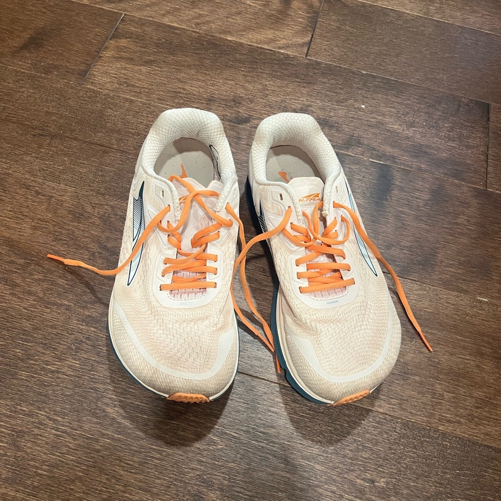 Altra Women's Sneakers in Cream and Orange